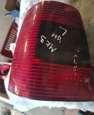 Volkswagen Golf III Tail light bulb cover holder 1H9945257