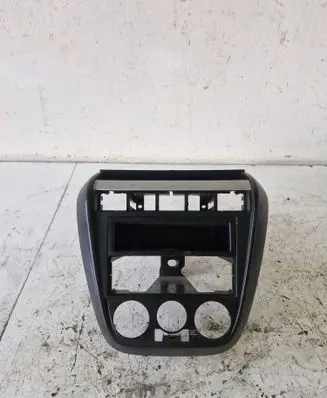 Volkswagen Fox Climate control/heater control trim 5Z0858061A