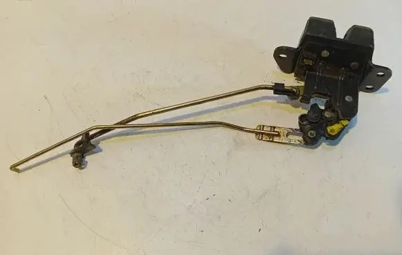 Hyundai Getz Tailgate lock latch 