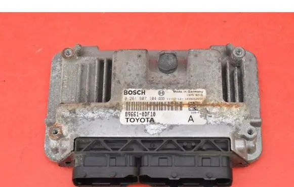 Toyota Yaris Engine control unit/module ECU 896610DF10