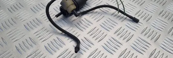 Volkswagen Bora Windscreen/windshield washer pump