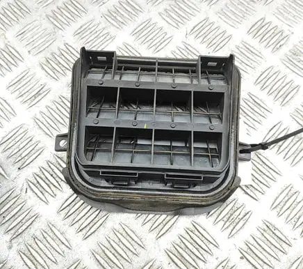 Audi Q5 SQ5 8R Quarter panel pressure vent 8K0819181B