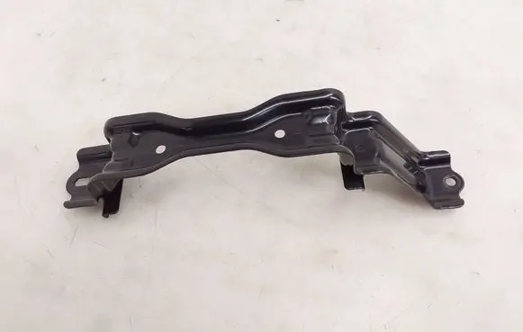 Toyota RAV 4 (XA50) Battery bracket