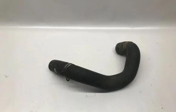 Land Rover Discovery 3 - LR3 Engine coolant pipe/hose PCH500981