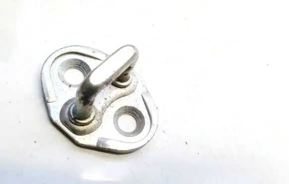 Mazda 6 Rear door lock loop/hook striker 7k08