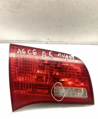 Audi A6 S6 C6 4F Tailgate rear/tail lights 4F9945093