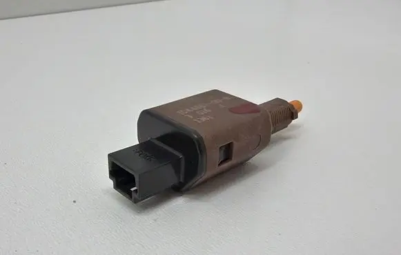 Tesla Model Y Brake pedal sensor switch 104468100B 1361
