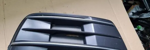 Audi Q5 SQ5 Front bumper lower grill 80A807682B