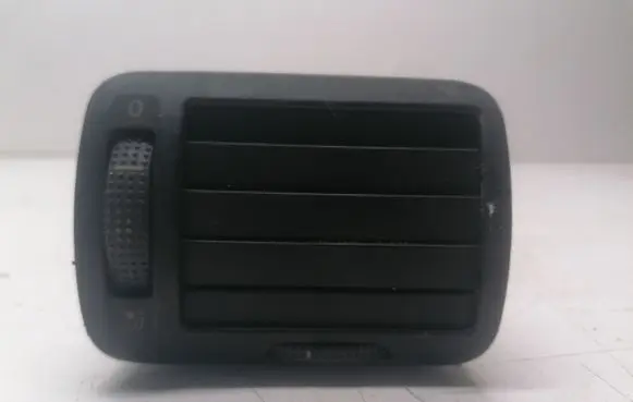 Volkswagen PASSAT B5.5 Dashboard side air vent grill/cover trim 3B0819704D