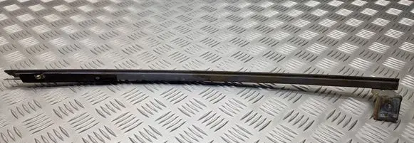Honda Civic Front door windshield rail 