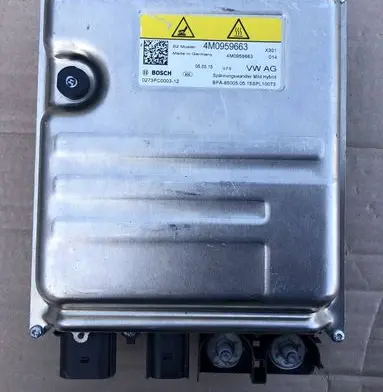 Audi Q8 Voltage converter/converter module 4M0959663 0273PC000312