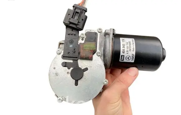Mercedes-Benz R W251 Wiper motor A2518201742 2518201742