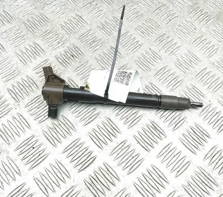 Mazda CX-5 Fuel injector SH0113H50
