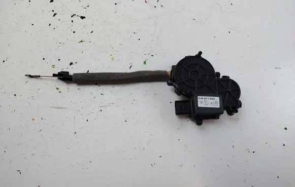 Porsche Taycan 9J1 Tailgate/trunk/boot lift motor 9J0827888
