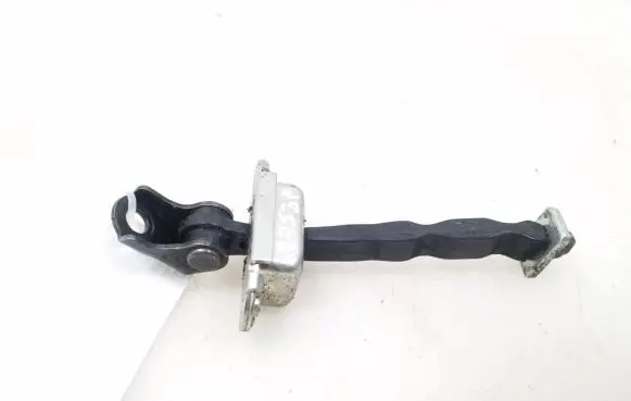 Nissan Qashqai Front door check strap stopper