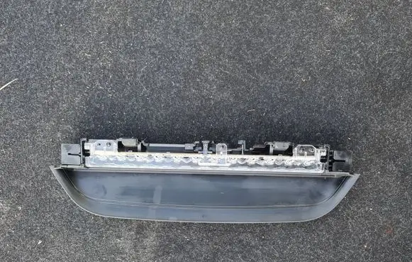 BMW 3 G20 G21 Third/center stoplight 7420460