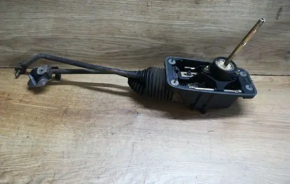 Audi A4 S4 B6 8E 8H Gear shifter/selector 8E0711025 400417
