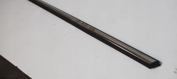 Mini One - Cooper Coupe R56 Front door glass trim molding 7146091