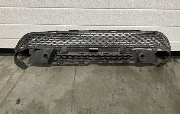 Land Rover Evoque I Front bumper lower grill GJ3215K872A