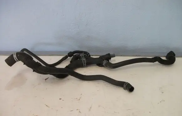 Volkswagen PASSAT B7 Thermostat/thermostat housing 03L121131A