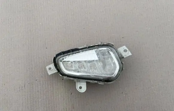 Volvo XC40 LED Daytime headlight 31323116 7230200001