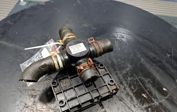 Tesla Model S Water pump 