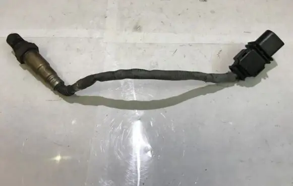 BMW 5 E60 E61 Lambda probe sensor 0258017038 7537984-03