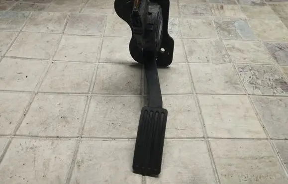 Ford Transit Accelerator throttle pedal 6C119F836CB 6PV00923800