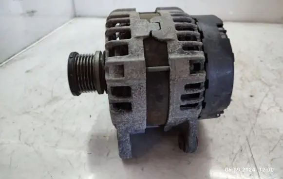 Audi A4 S4 B8 8K Generator/alternator 03L903017