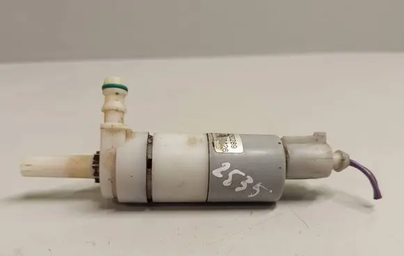 Opel Insignia A Headlight washer pump 13250289