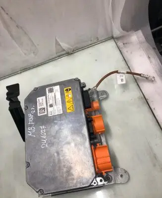 Mercedes-Benz EQA Voltage converter inverter A0009009639