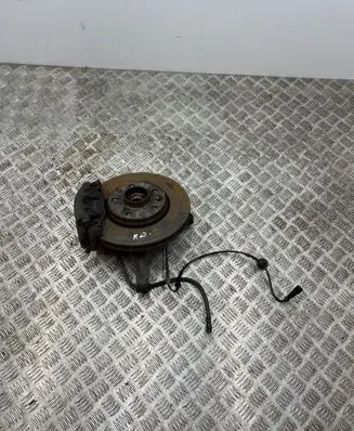 Front wheel hub