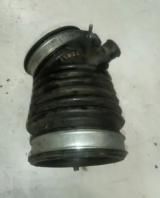 Honda CR-V Air intake hose/pipe