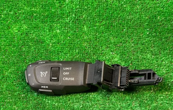 Peugeot 508 II Cruise control switch 98133622ZD 91678UDE000F1 1013891302
