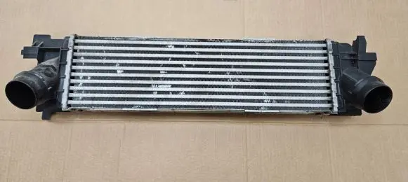 BMW 3 G20 G21 Intercooler radiator 8592701