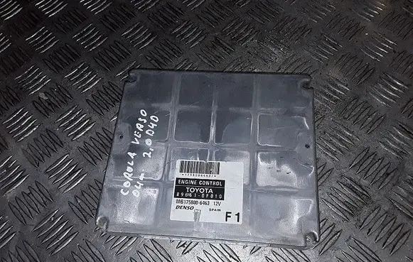 Toyota Corolla Verso E121 Engine control unit/module 896610f010
