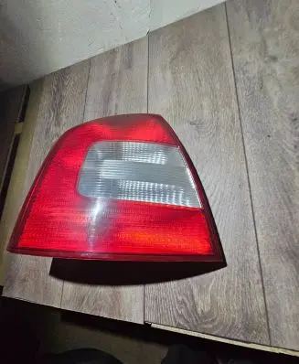 Skoda Octavia Mk2 (1Z) Rear/tail lights 1Z5945095B 1Z5945111B VP4CX13405B