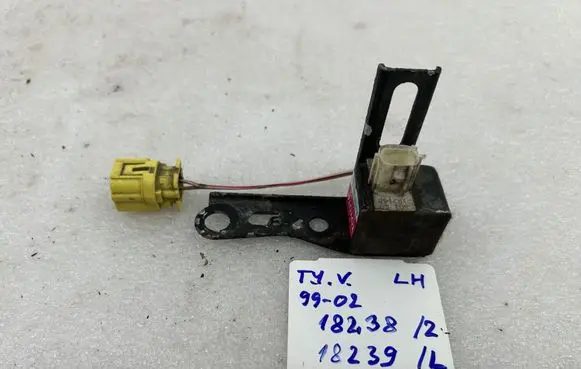 Toyota Yaris Verso Airbag deployment crash/impact sensor 8917452010