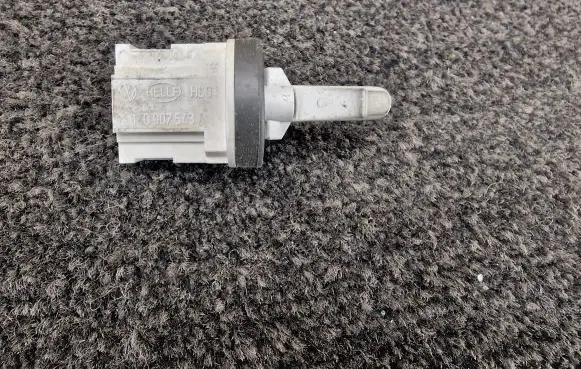 Audi A4 S4 B6 8E 8H Interior temperature sensor 1K0907543A