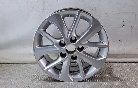 Toyota Auris E180 R16 alloy rim 4261102E90