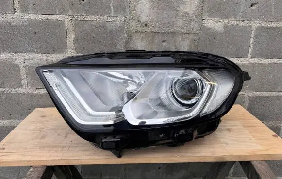 Ford Ecosport Headlight/headlamp GN1513W030JE