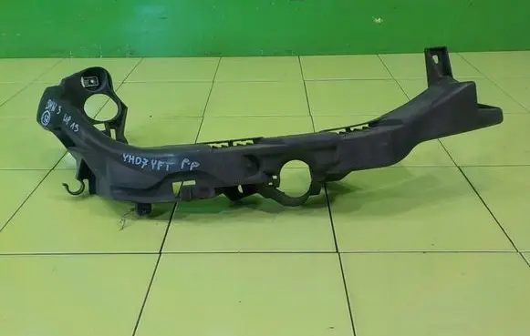 BMW 3 E92 E93 Headlight part PRZOD