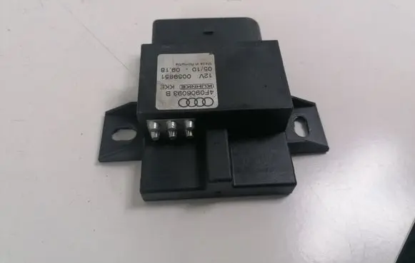 Audi A4 S4 B7 8E 8H Fuel injection pump control unit/module 4F0906093B
