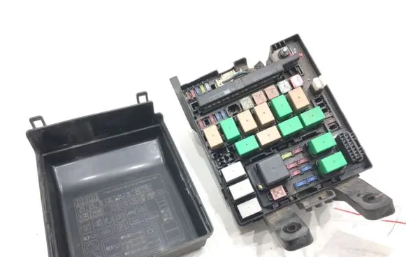 KIA Sportage Fuse box set 91451-3U244