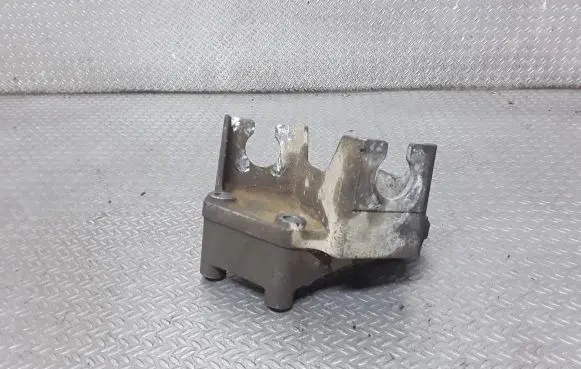 Honda HR-V Gear shift cable bracket 
