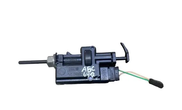 Renault Talisman Fuel tank cap lock 8200305732