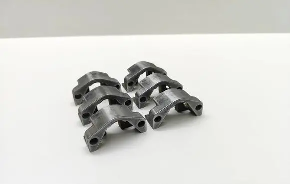 BMW 5 E60 E61 Fuel Injector clamp holder 7792722 13537792722