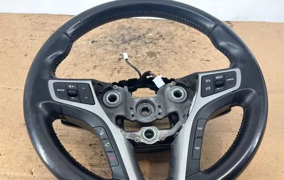 Hyundai i40 Steering wheel 967903Z100RY 2013110 39R29DR000