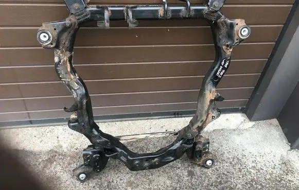 Chevrolet Captiva Front subframe