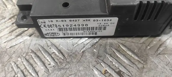 Fiat Panda III Bluetooth control unit module 51924998 MCV44CJ22 067851924998